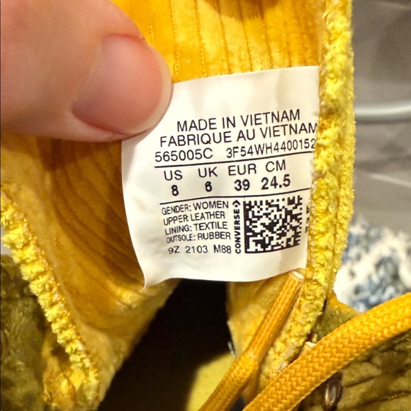 Converse Chuck Taylor All Star Lugged leather high Tops - Picture 2 of 6